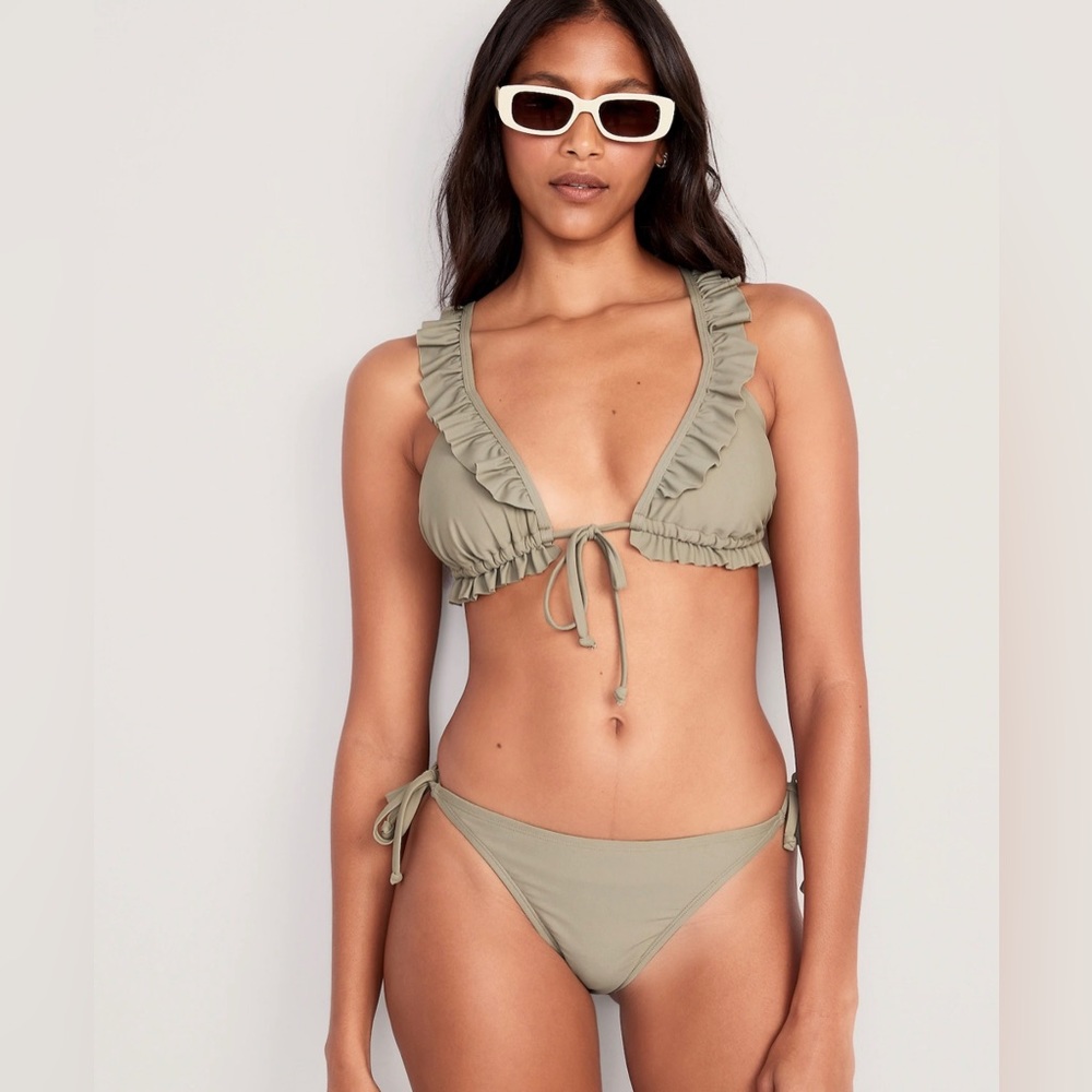 Low-Rise String Bikini Bottoms Sz 2X-4X